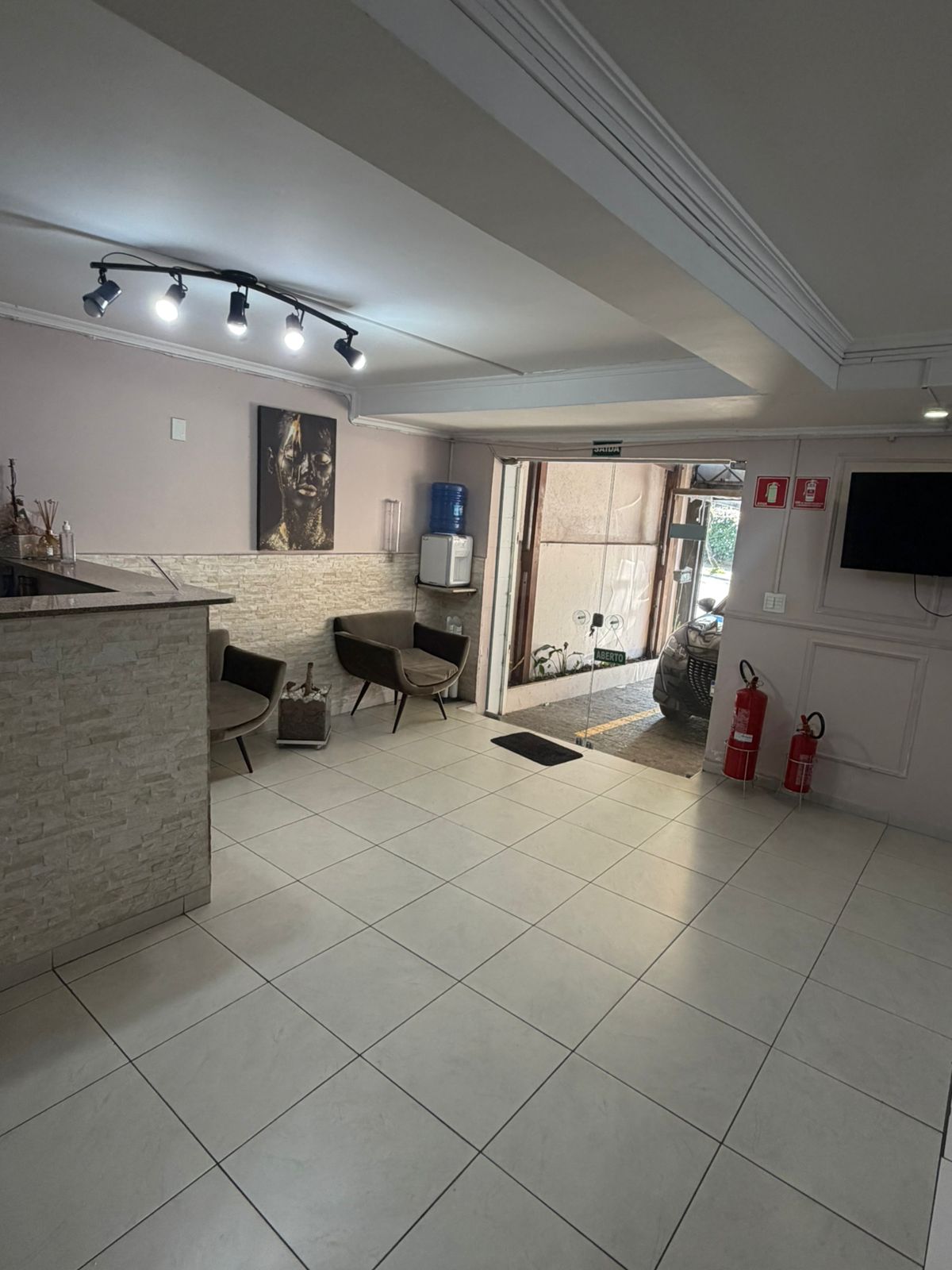 Ambiente interno da Cariocas Bronze 16